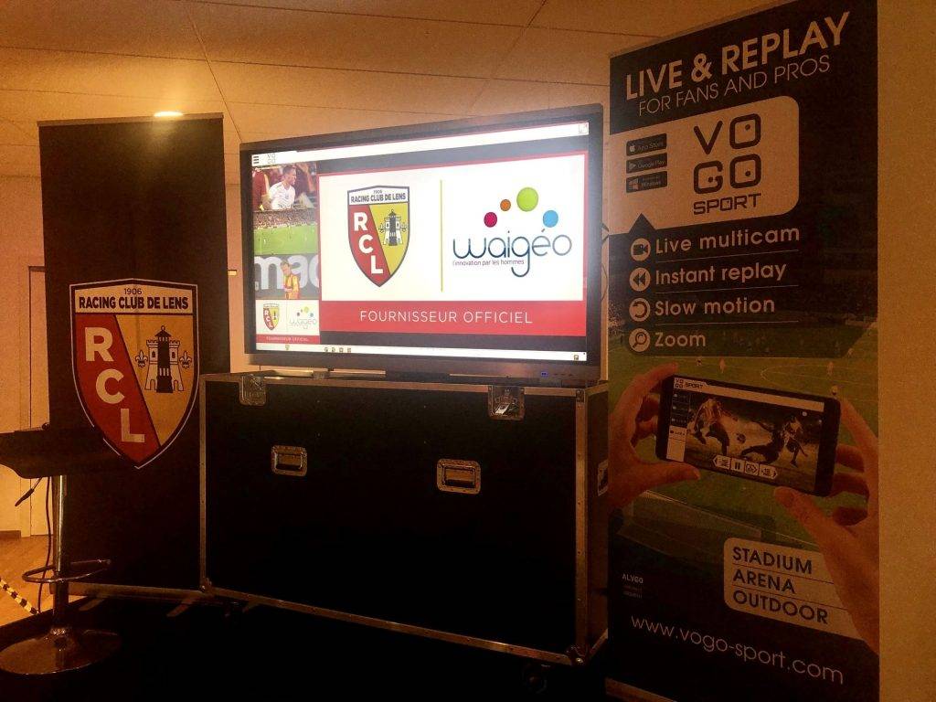 WAIGEO, official supplier of VOGOSPORT FAN on touch screen at RC Lens