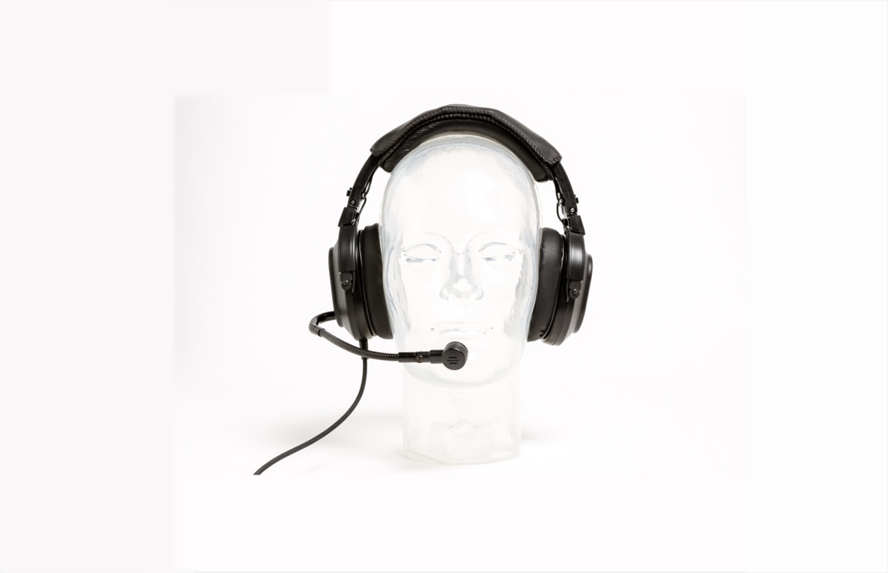 Headsets & Accessories